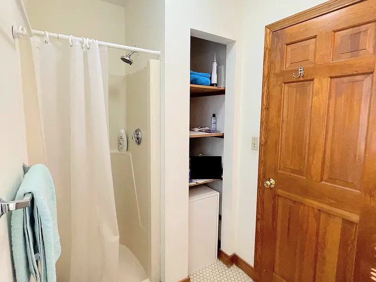 1052 Chestnut St — Photo 20