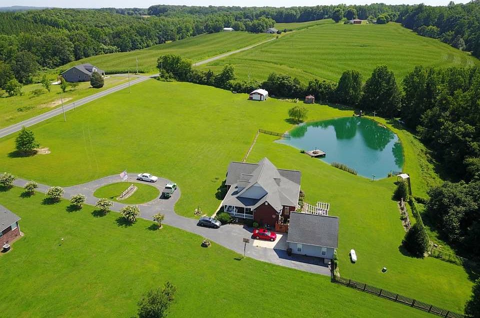 2nd image of 20223 Old Mill Rd