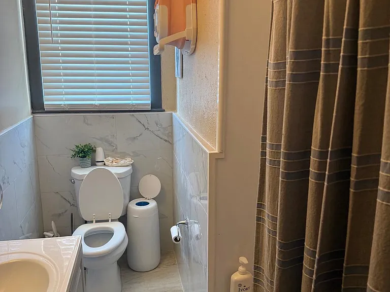 345 Stevens St — Photo 16