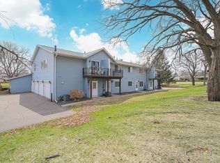 83 96th Ln NE, Blaine, MN 55434
