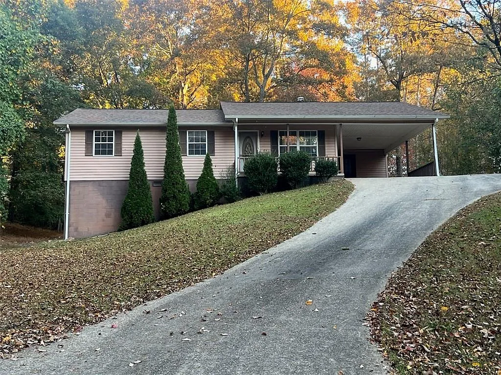 3 bed, 2.0 bath, 1274 sqft, $1,725 — Photo 1