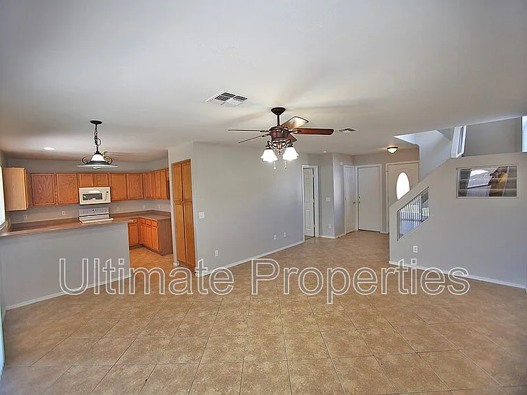 12511 N 121st Dr — Photo 8