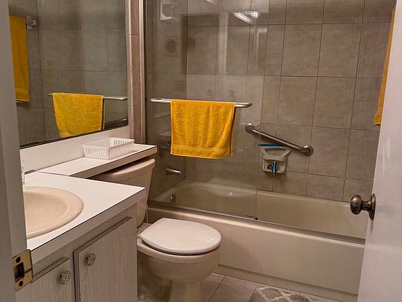 5th image of 133 Lake Pine Cir #133B1