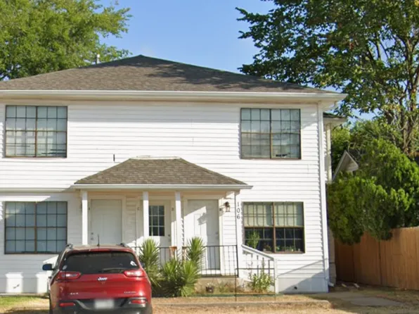 106 Waverly Dr, Bryan, TX 77801