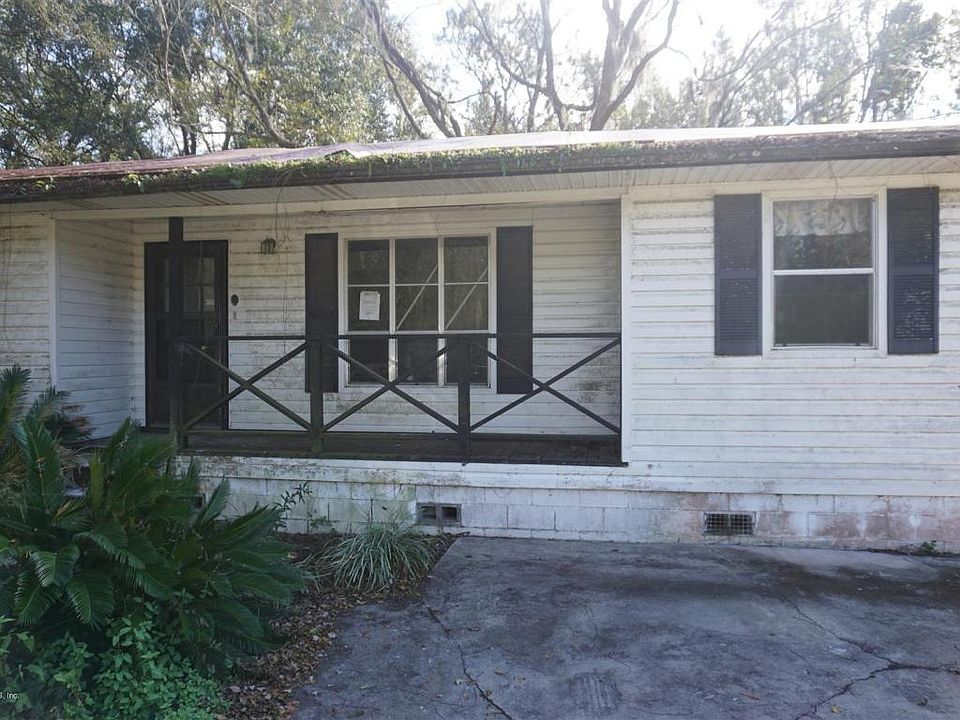 2nd image of 1234 Jones Ln