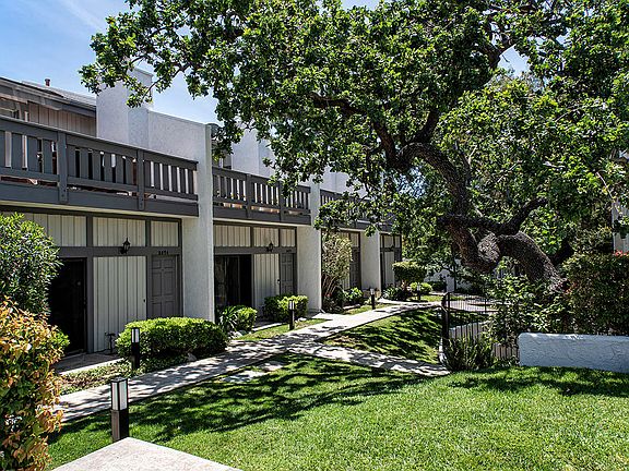 3rd image of 2072 Los Feliz Dr