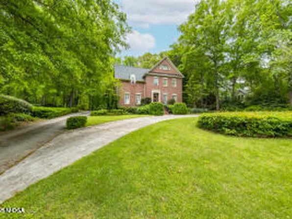172 Lake View Dr N, Macon, GA 31210
