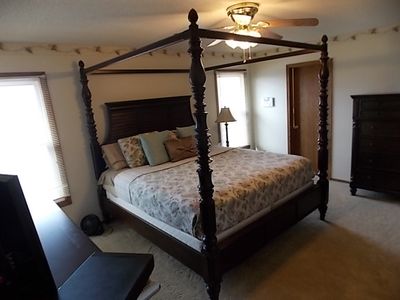 1207 N Ridgecrest Rd, Derby, KS, 67037