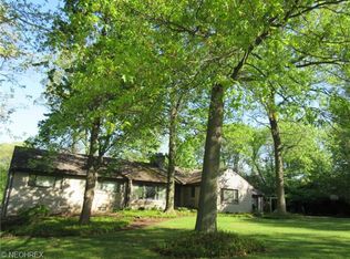 1204 Forest Dr, Wooster, OH 44691