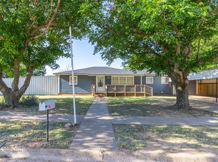 909 SE 5th St, Knox City, TX 79529