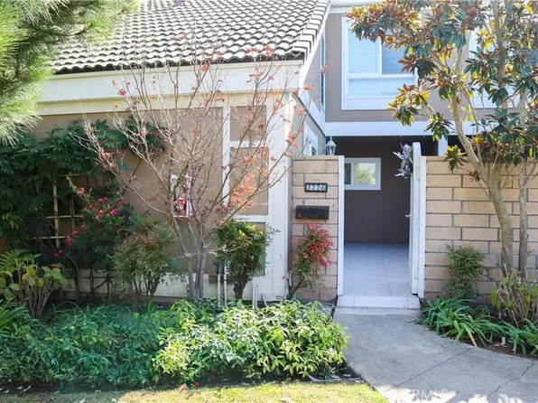 3726 Montego Dr, Huntington Beach, CA 92649