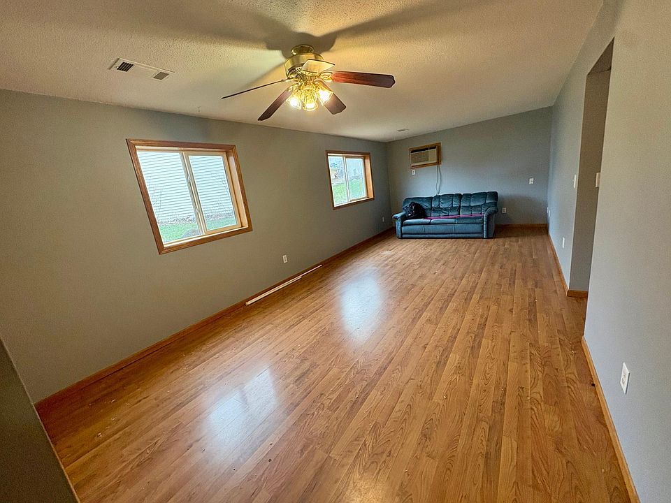 1783 8th Ave, Newport, MN 55055 | Zillow