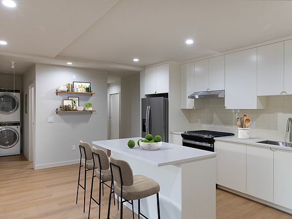 2nd image of 4519 Finley Ave #2