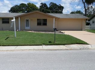 7454 Holly Lake Ln, New Port Richey, FL 34653