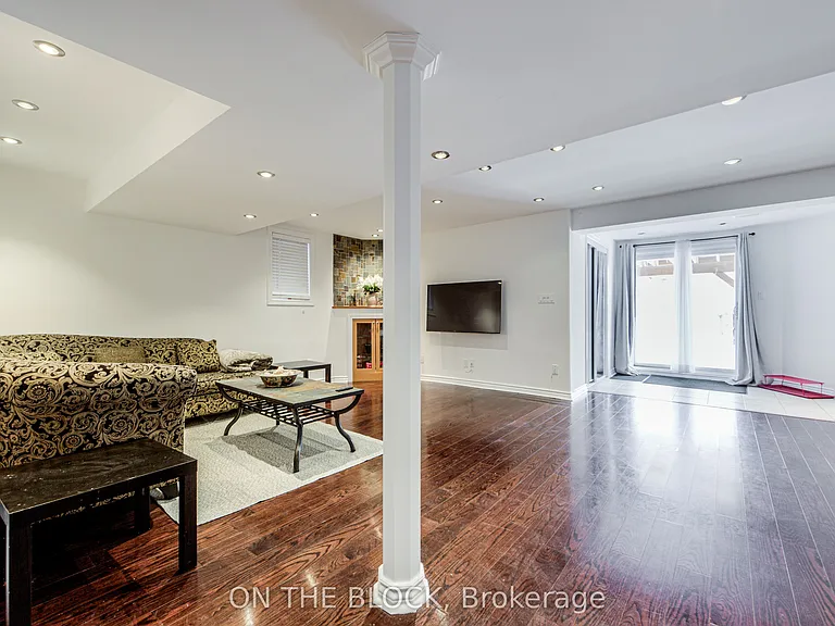 23 Casa Grande St — Photo 4