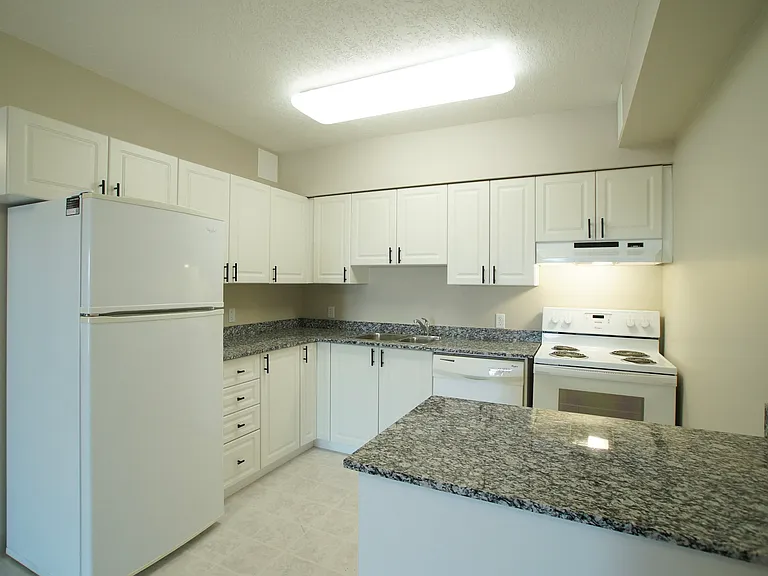 239 Auburn Dr #804 — Photo 12