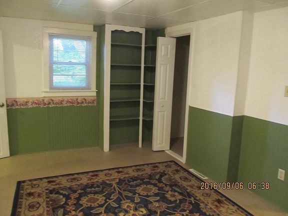 kitchen, second view