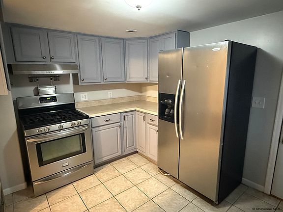 5th image of 2202 Bent Ave