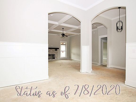 5th image of 252 Woodlands Blvd