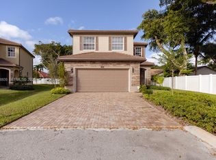 5400 NW 57th Ct, Tamarac, FL 33319
