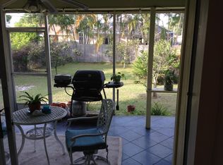 681 99th Ave N, Naples, FL 34108