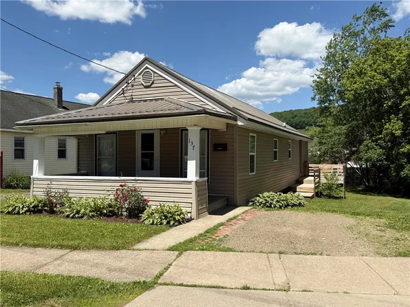 137 Rockland Ave, Bradford, PA 16701