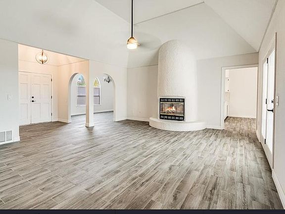2nd image of 677 Bluff Canyon Cir