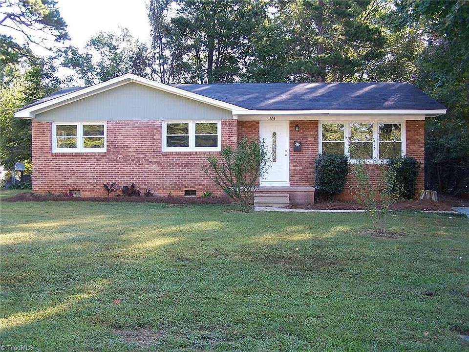 1st image of 604 Memphis St