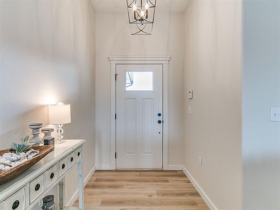 2nd image of 4526 Red Bird Rd