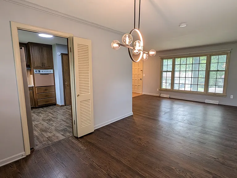 9317 Kessler Ln — Photo 1