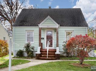 95 Lakeview Ave, Little Ferry, NJ 07643