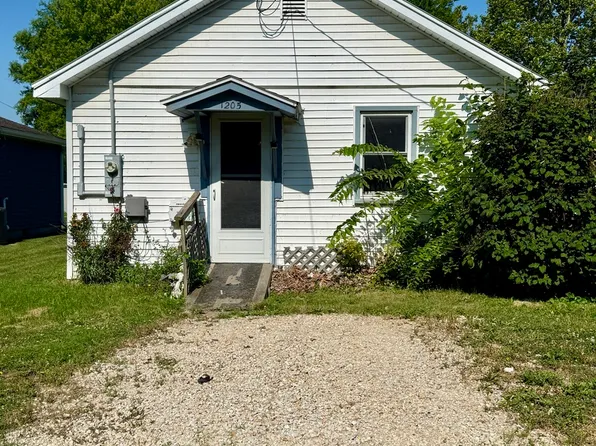 1205 K Ave, Sterling, IL 61081