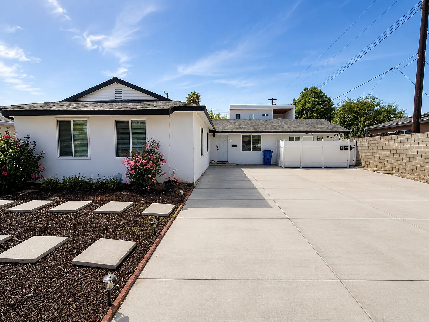 7943 McLaren Ave — Photo 1