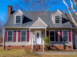 230 Chick Cove Dr, Hardyville, VA 23070