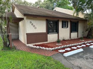 9600 NW 16th Ct #9600, Hollywood, FL 33024