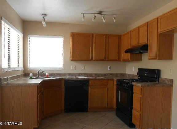 3rd image of 2530 W Camino De La Caterva