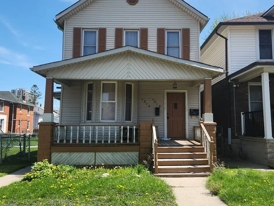 1016 Church St #2