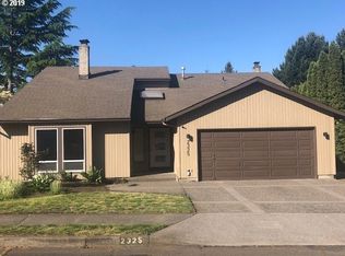 2325 SW Eleven Mile Dr, Gresham, OR 97080