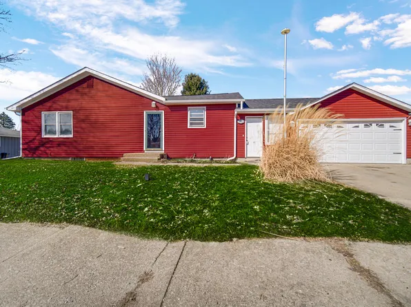 1060 Albin Dr, La Porte, IN 46350