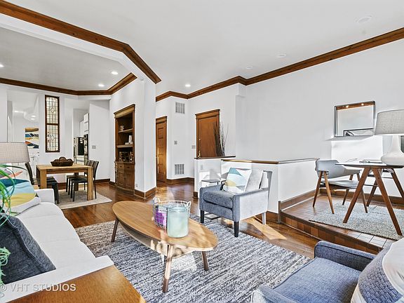 5th image of 3752 N Sheffield Ave #1S