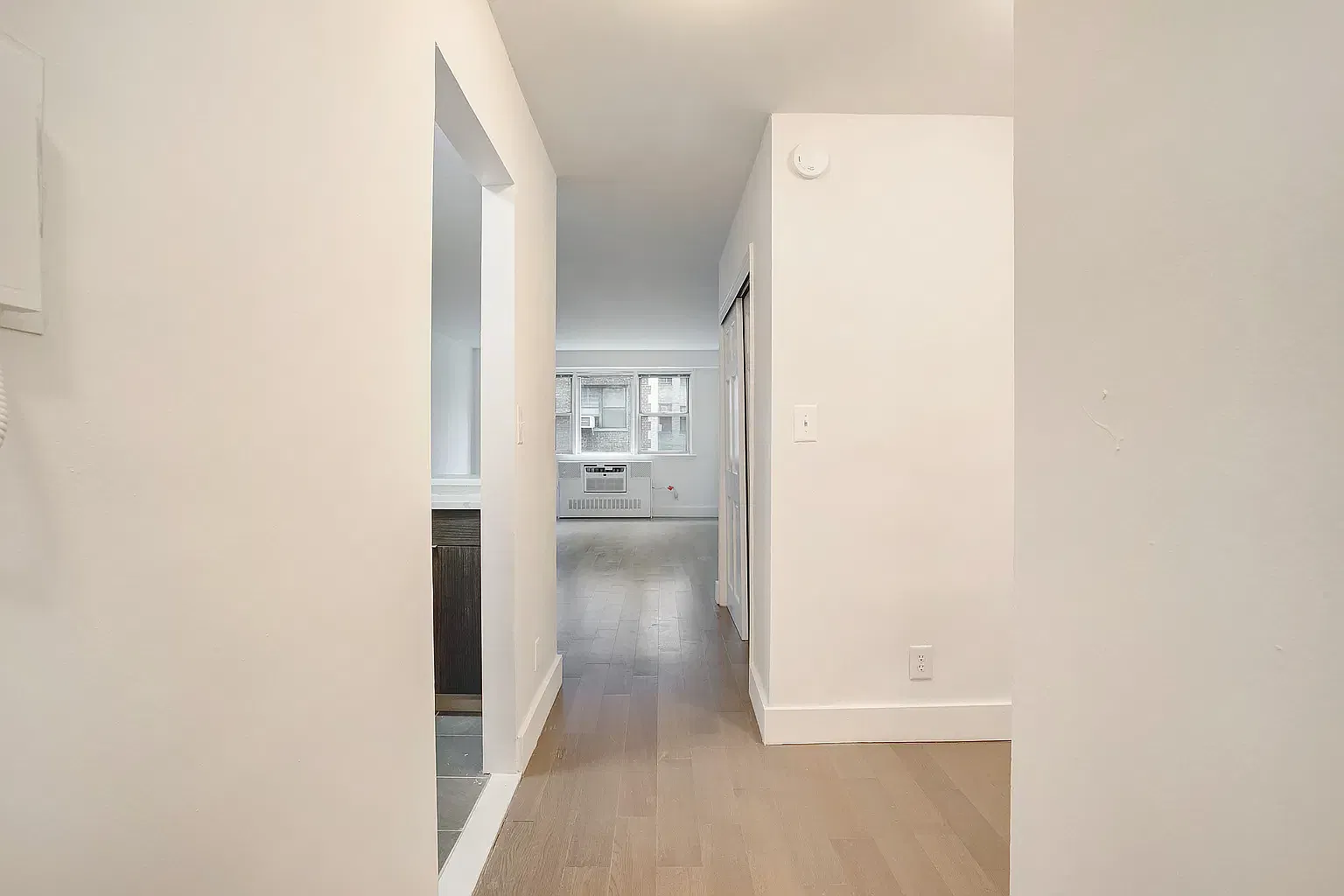 145 East 27th Street — Photo 1