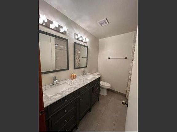 4th image of 946 Woodland Dr