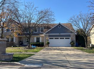 376 Jenice Ct, West Chicago, IL 60185
