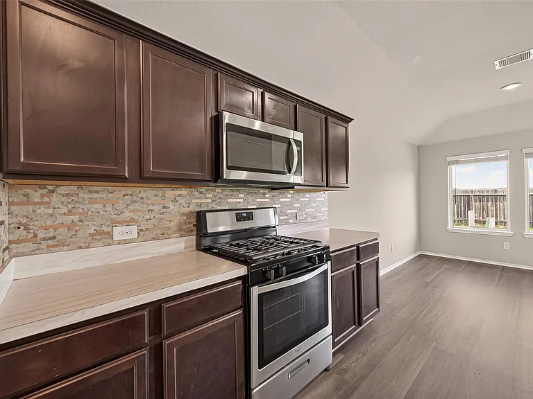 21422 Chester Cliff Ln — Photo 21