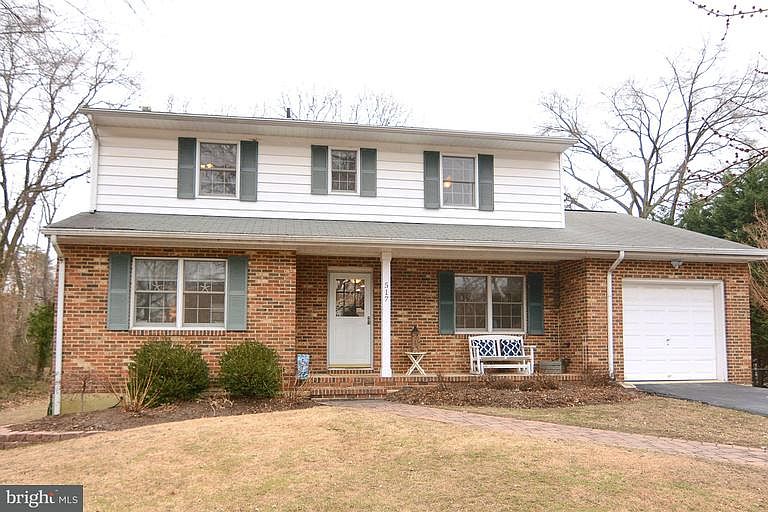 1st image of 517 Sylview Dr
