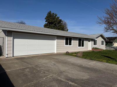 3161 Blackthorn Dr, Medford, OR, 97504
