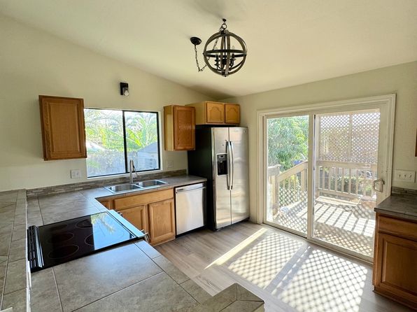 230 N Opio Pl