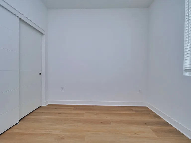 3929 Wattling St #31 — Photo 10