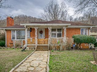 607 Evans St, Livingston, TN 38570