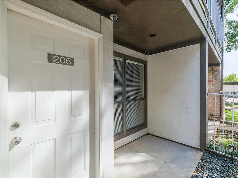 6633 W Airport Blvd #1206 — Photo 1